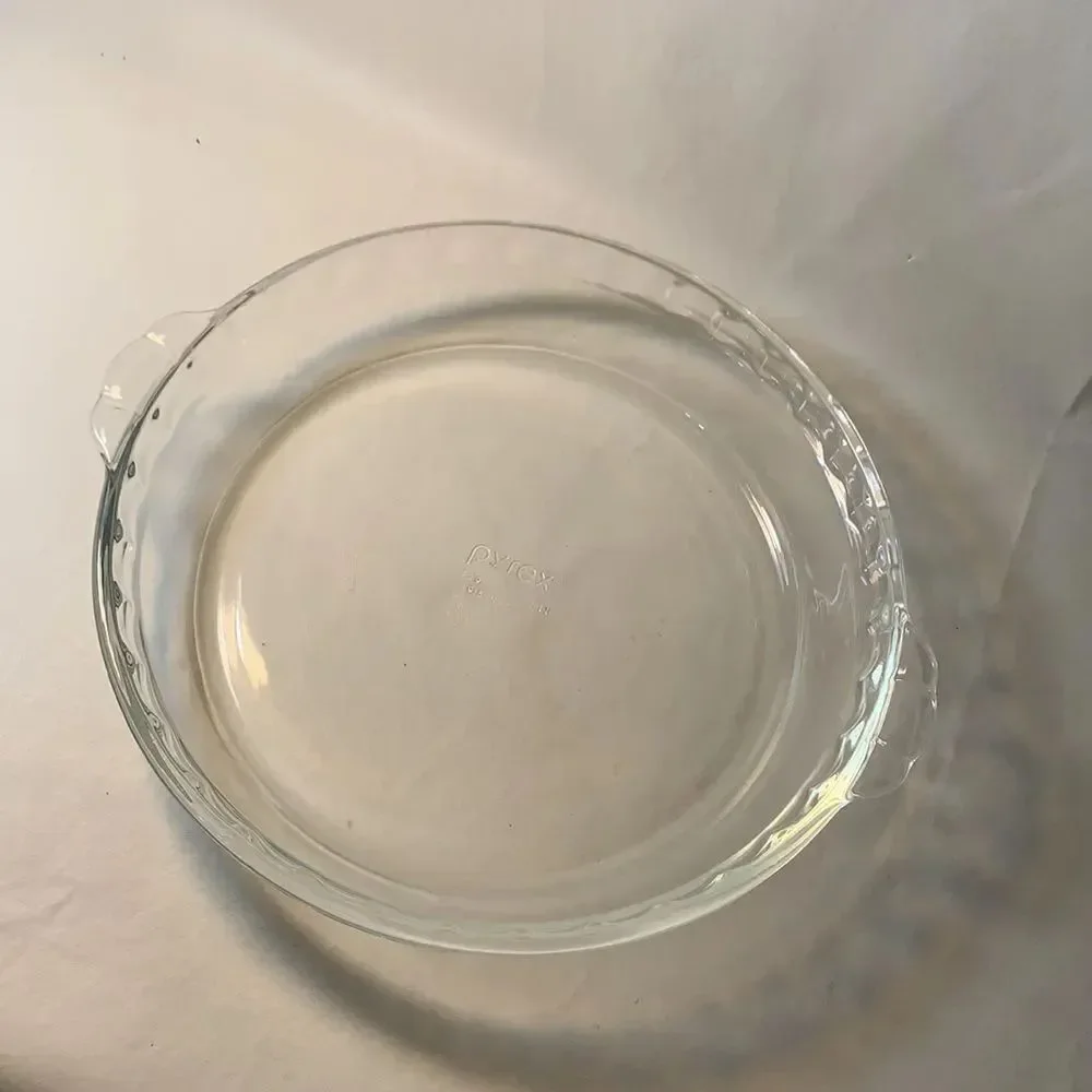 Pyrex Fluted Pie Plate 9.5 In 24 cm USA No Range Broil 229 32